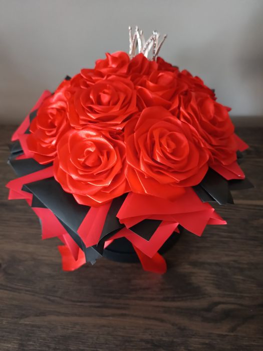 Flowerbox wieczny bukiet róż z wstążki handmade