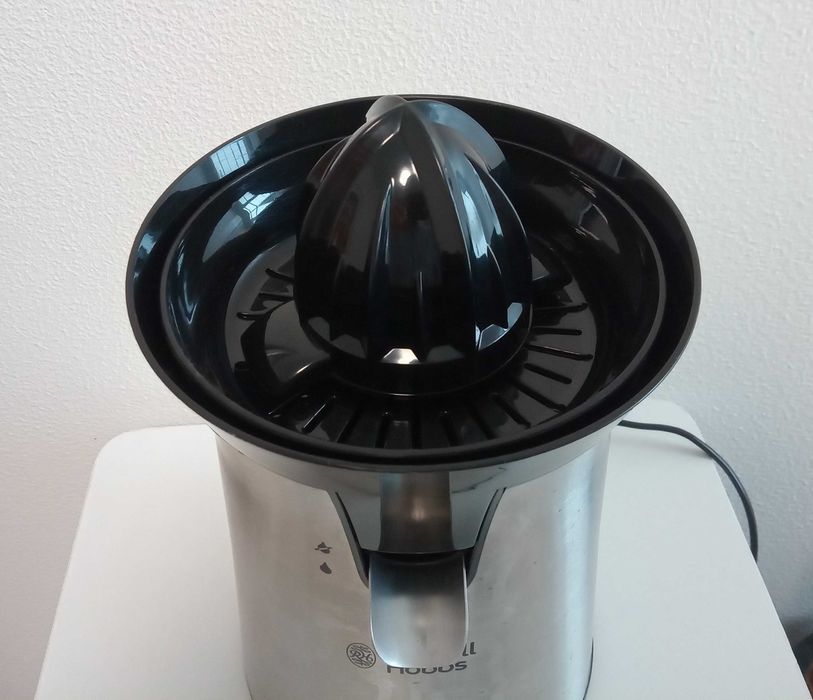 Соковижималка для цитрусових Russell Hobbs