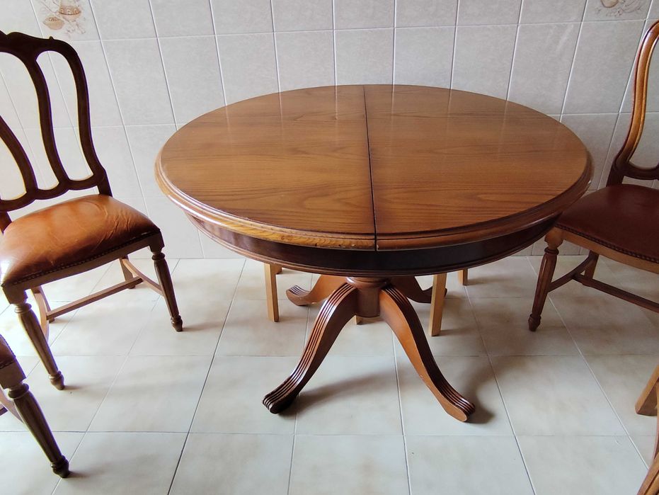 Mesa de cozinha ou de sala...