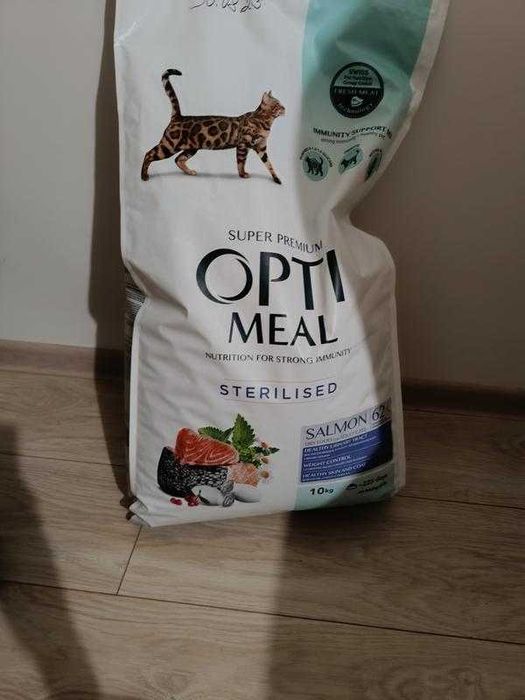 Корм оптіміл для стерилізованих котів. Optimeal