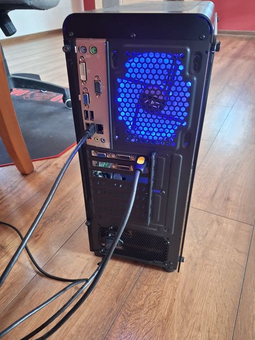 Komputer pc stacjonarny zamienie