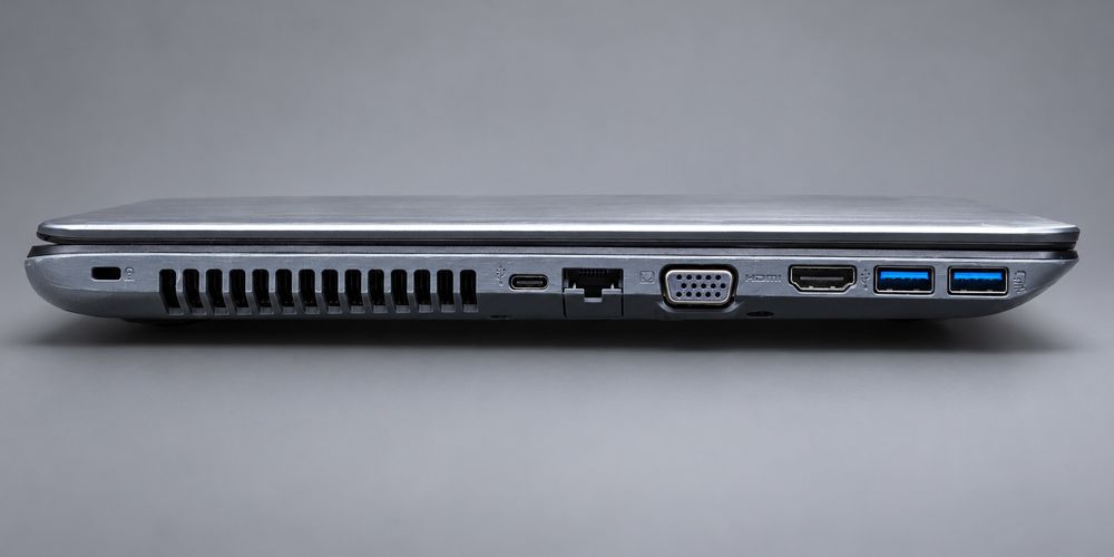 Игровой ноутбук Acer e15 (AMD A6/ 4Gb/ SSD / video 2Gb)