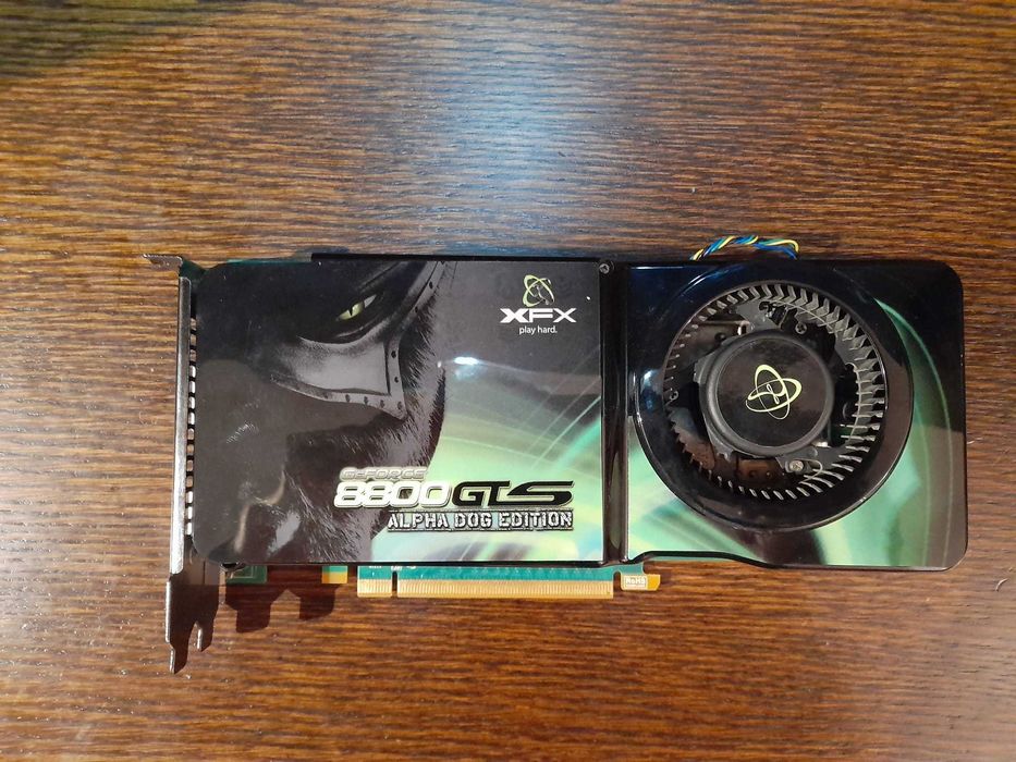 Placa gráfica nvidea64564135284355120