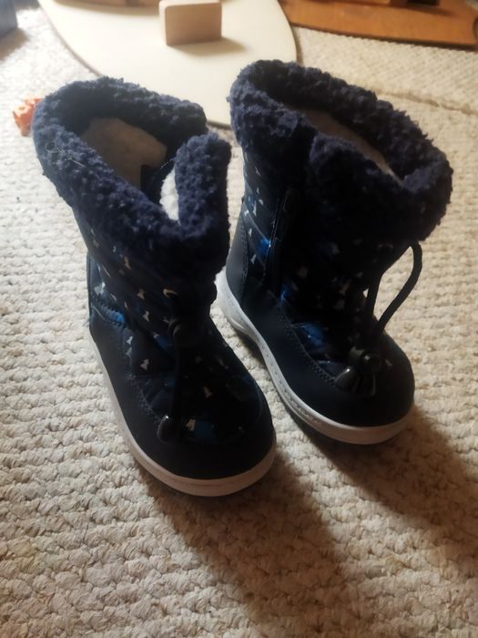 Kozaczki zimowe rozmiar 22