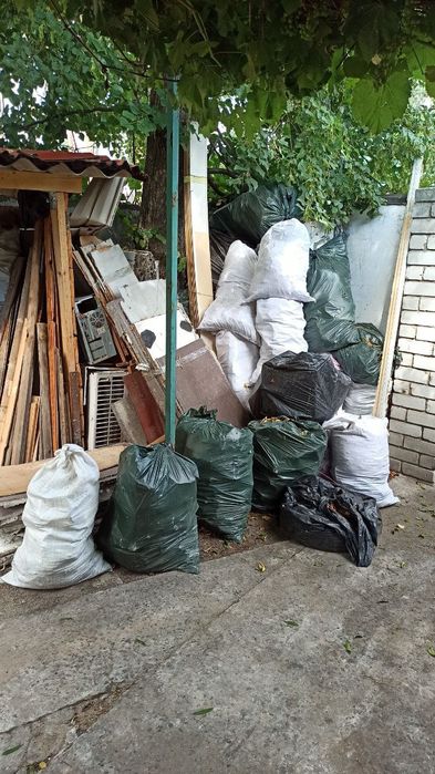 Вивіз сміття. Вивіз хламу будівельного сміття.