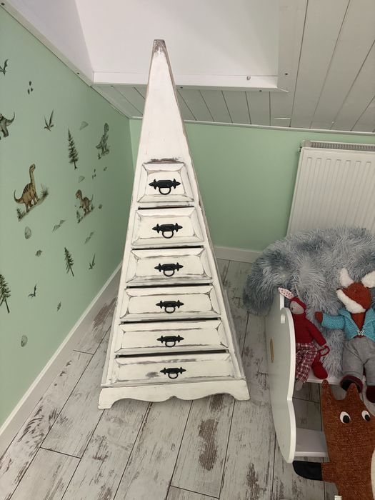Komoda shabby chic trojkat bielona prowansalska
