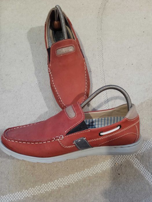 Продам чоловічі шкіряні мокасини бренду Pavers