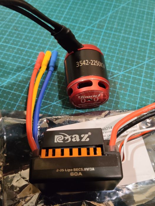 Мотор Traxass 3542 2250 kv + esc 60A
