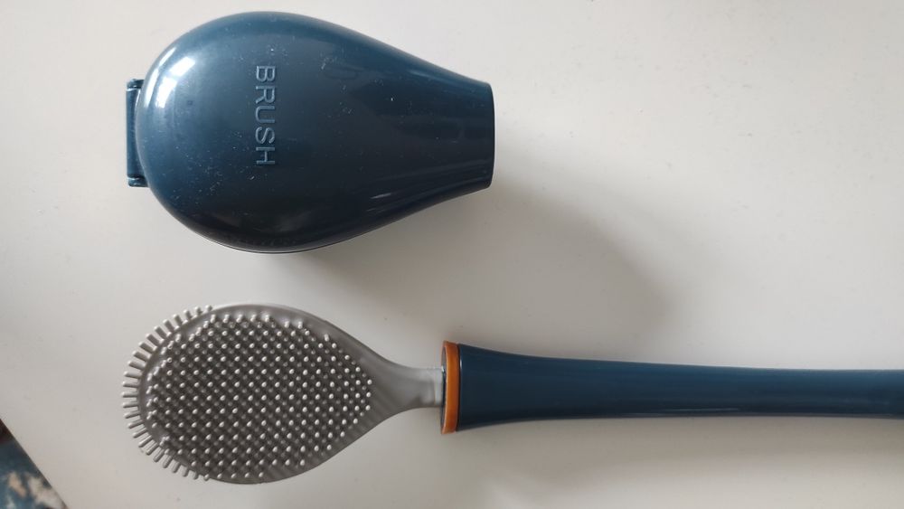 Silikonowa szczotka do toalety