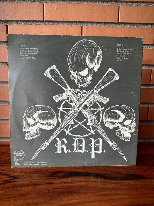 Disco vinil Ratos de Porão- Descanse em Paz