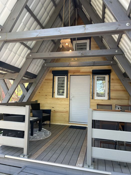 Domek nad jeziorem Symsar -Warmia i Mazury prywatny pomost łódka kajak