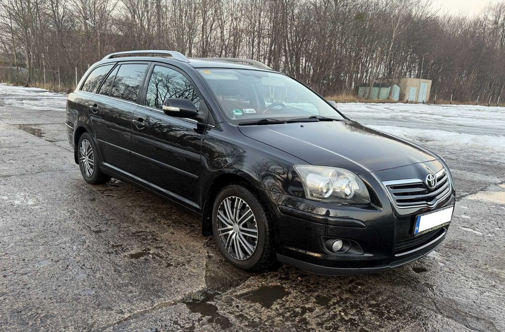 Toyota Avensis 2.0 d 126km manual 08r opłaty 08.26 4lata w Pl zamiana
