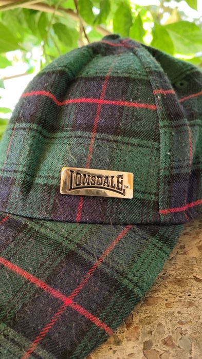 Lonsdale Bond Cap.