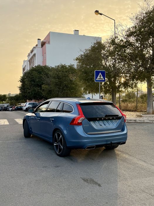 Volvo V60 hybrid 288cv — photo 3