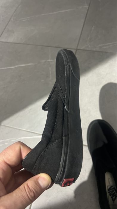 Чорні кеди-сліпони Vans Classic Slip-On