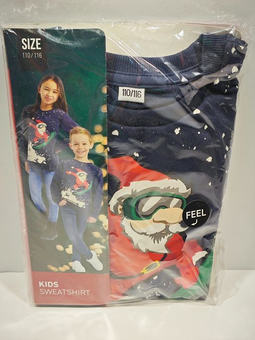 Świąteczna Koszulka Dziecięca Granatowa Mikołaj Na Snowbordzie 110/116