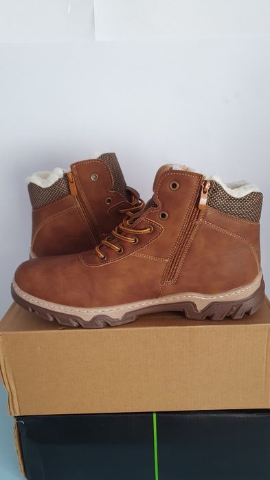 Buty męskie zimowe kolor brąz rozmiar 44