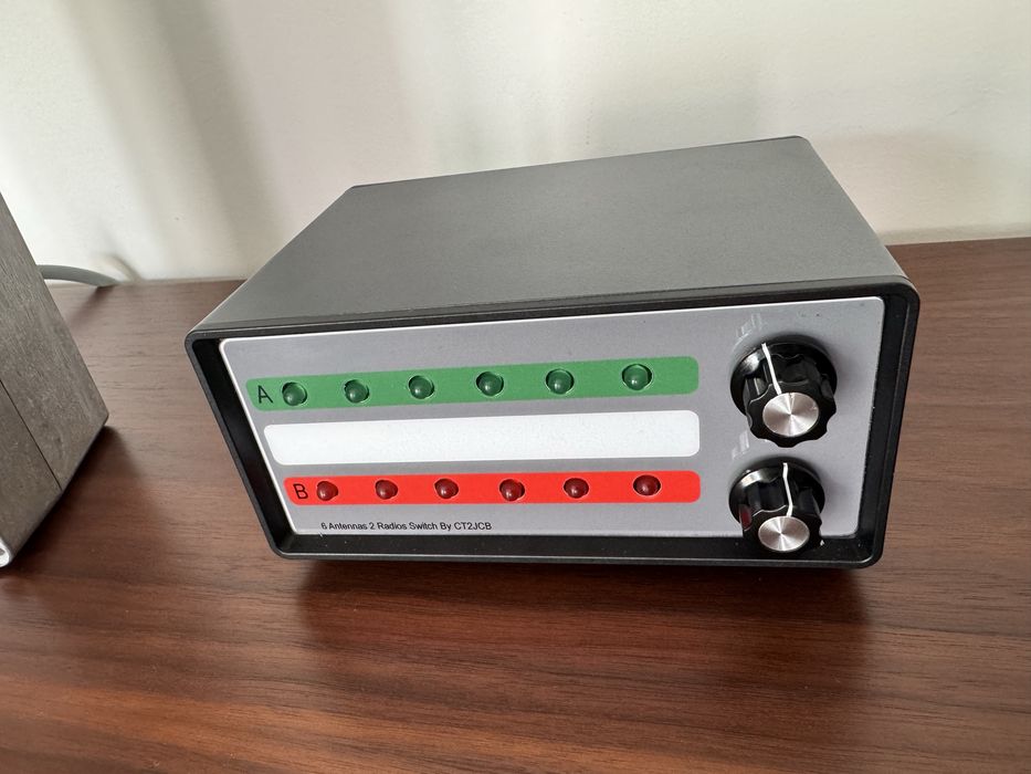 Comutador de antenas HF