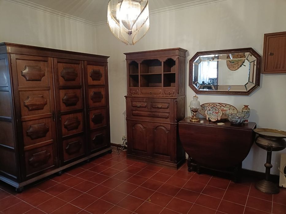 Recheio de casa Quarto/estúdio bom preço