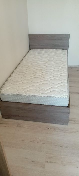 Ліжко з ортопедичним матрацом