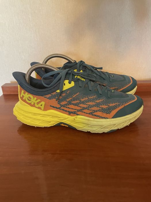 Hoka Speedgoat 5, розмір 41
