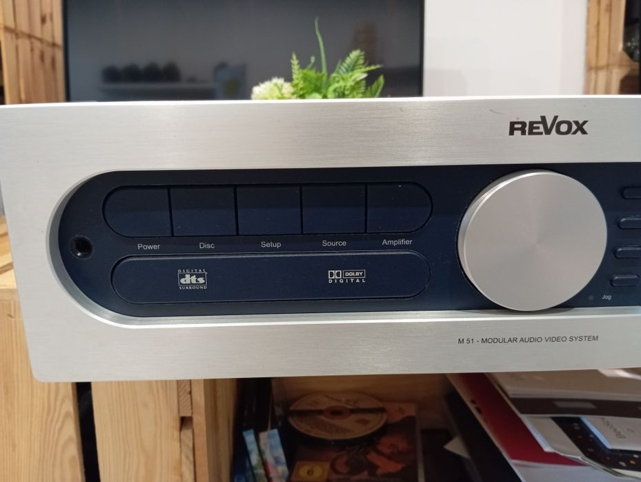 Revox M51 Amplituner CD Tuner