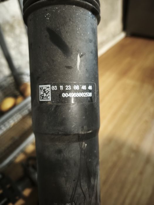 Amortecedor trás direito SEAT Ibiza v kj1