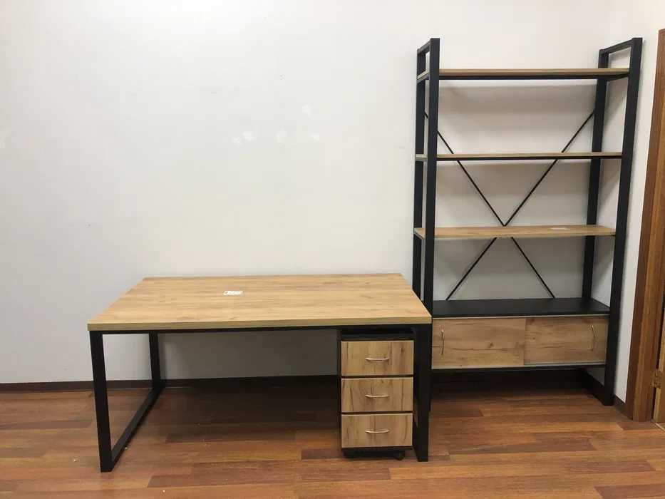 Офісні меблі в стилі Лофт. Столи, тумби, стелажі, шафи, столики.