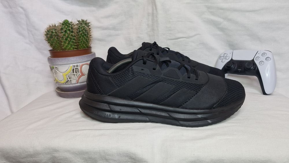 Кросівки Adidas Galaxy 7.Розмір 45