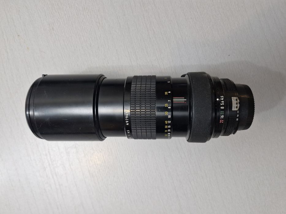 Nikon D810 + 2 Obiektywy Nikkor 300mm 4.5 i 50mm 1.4