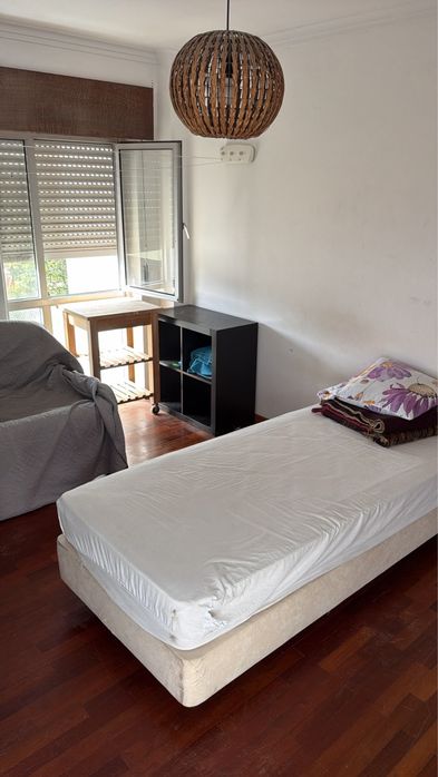 Quarto para arrendar