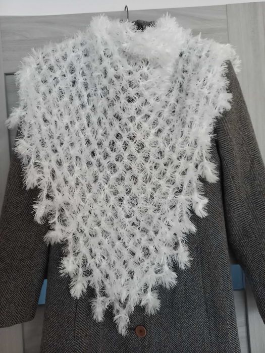 Szal chusta biała hand made ręczna robota