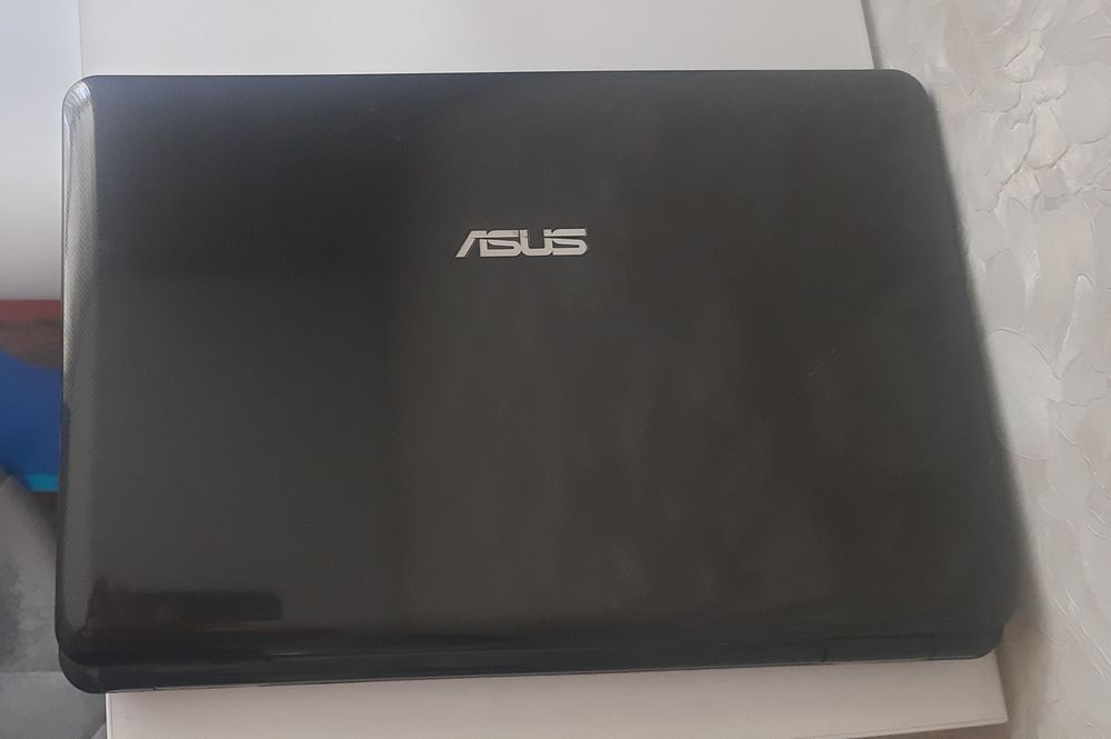 Ноутбук asus  X5