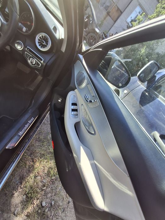 Кузовні елементи Mercedes C205