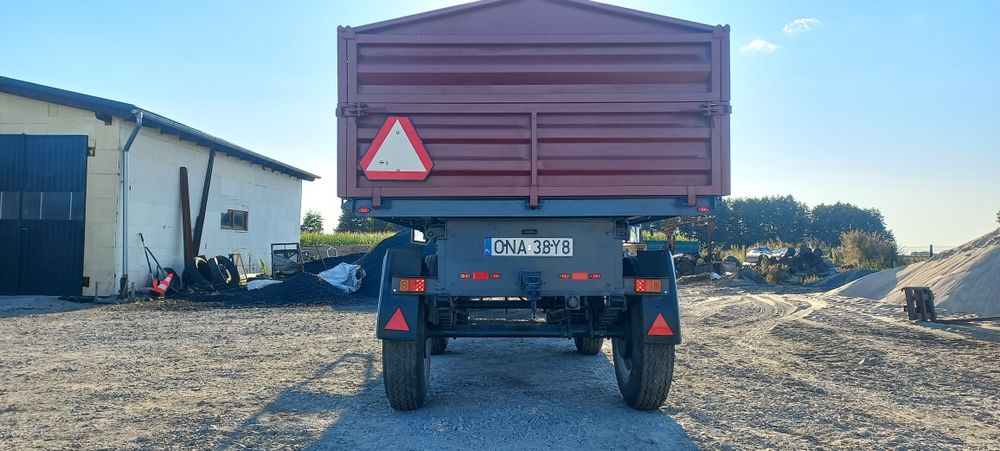 Sprzedam  2 przyczepy wywrotki d-44/732