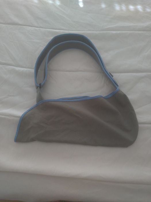 Suporte braquial bilateral