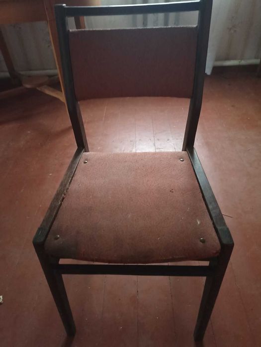 Стілець ціна за один!