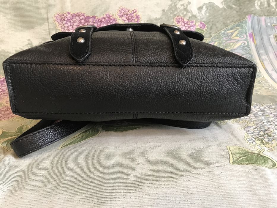 Мужская кожаная брендовая сумка Next. Размер 25/24/7 см