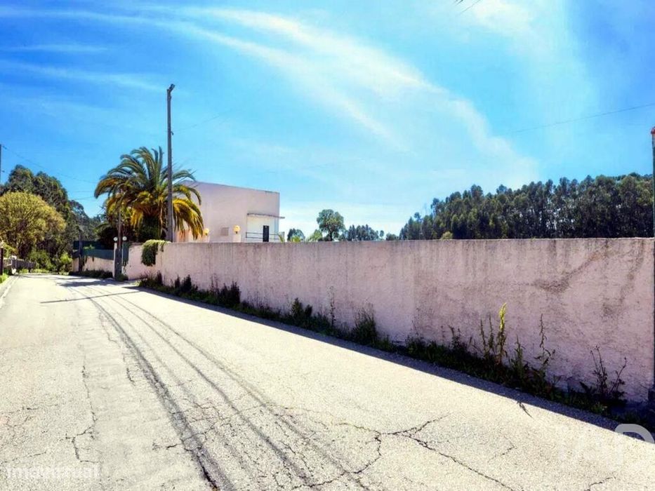 Prédio em Esgueira de 520,00 m2
