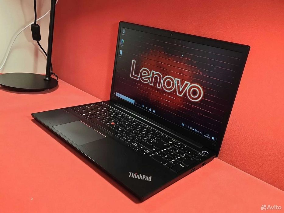 Lenovo Octacore 15.6" i5/16GB/385Nvme como novo