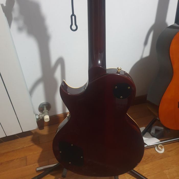 Vintage v100 les paul