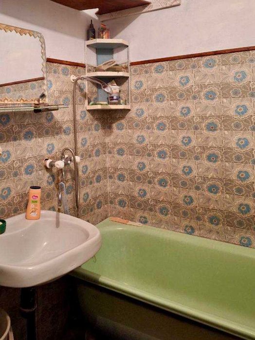 4-кімн. квартира, вул. 49 Гвард. Дивізіі, 4-й поверх