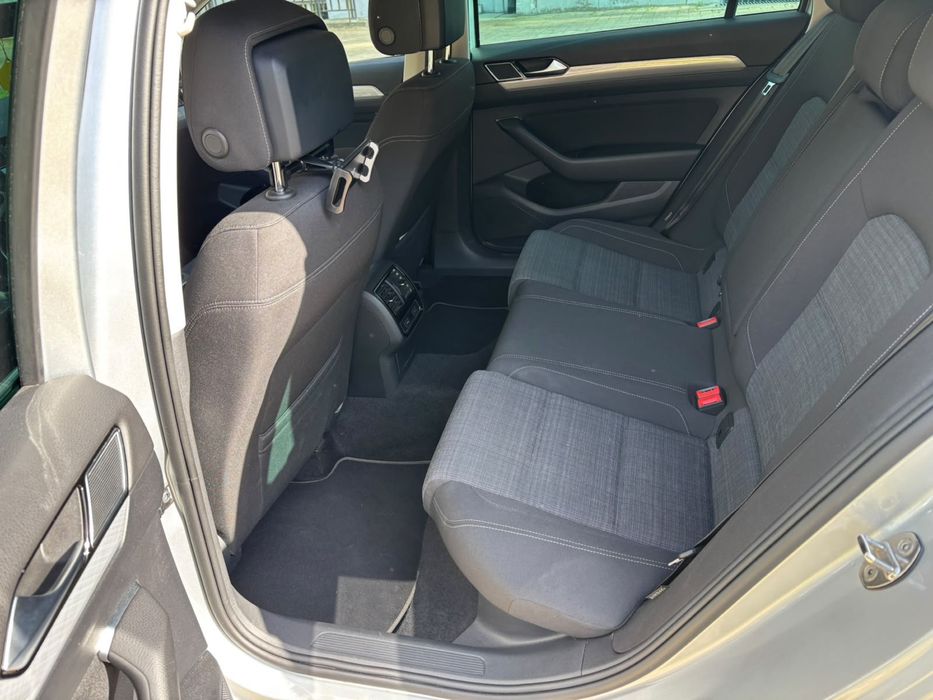 Volkswagen Passat 2019 VIN WVWZZZ3CZLE070736 фото оголошення 9 з 18
