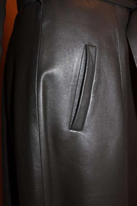 Кожаное пальто с норкой,р.М. Безупречное качество!