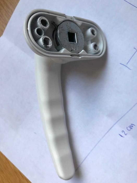 Puxador de aluminio com mola de recuperação (Muleta)