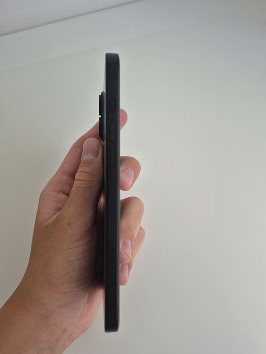 Iphone 16 plus na gwarancji