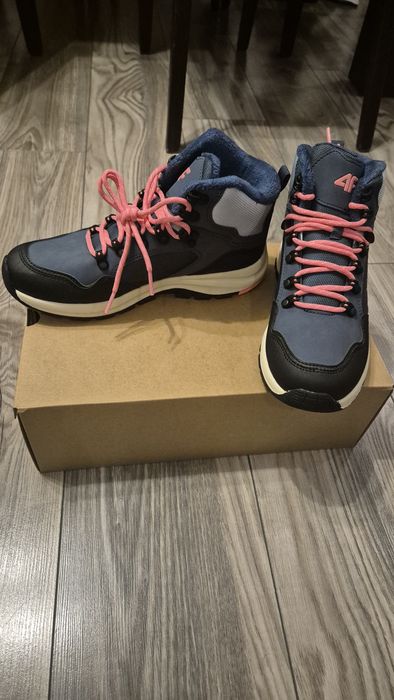 Nowe buty 4F rozm 39
