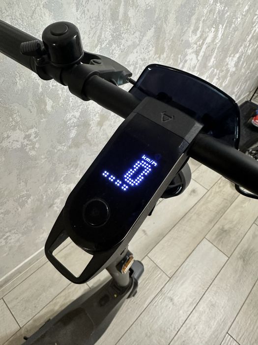 Продам електросамокат Модель NIU KICK Scooter KQi2 Pro