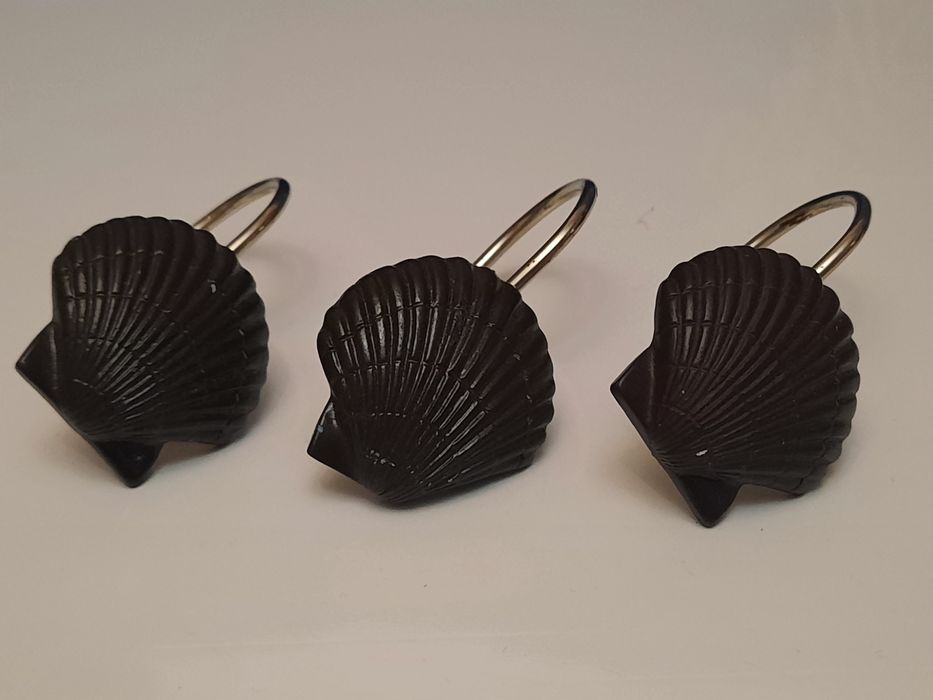 Крючки для шторы в ванную комнату