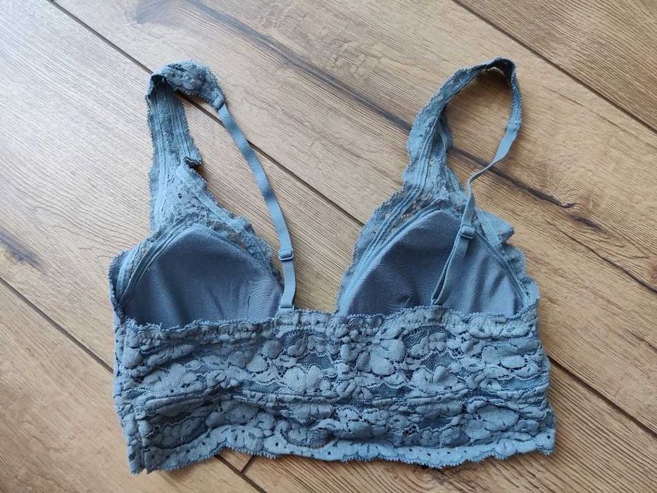 Oysho bralette z dekoltem halter miętowy S stanik